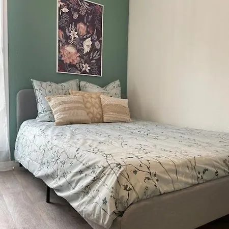 Cosy Idealement Situe Draps Serviettes Lägenhet