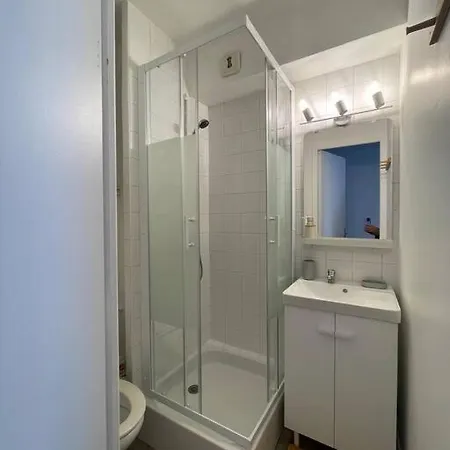 Cosy Idealement Situe Draps Serviettes Lägenhet *