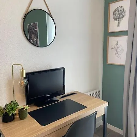 Cosy Idealement Situe Draps Serviettes Lägenhet *